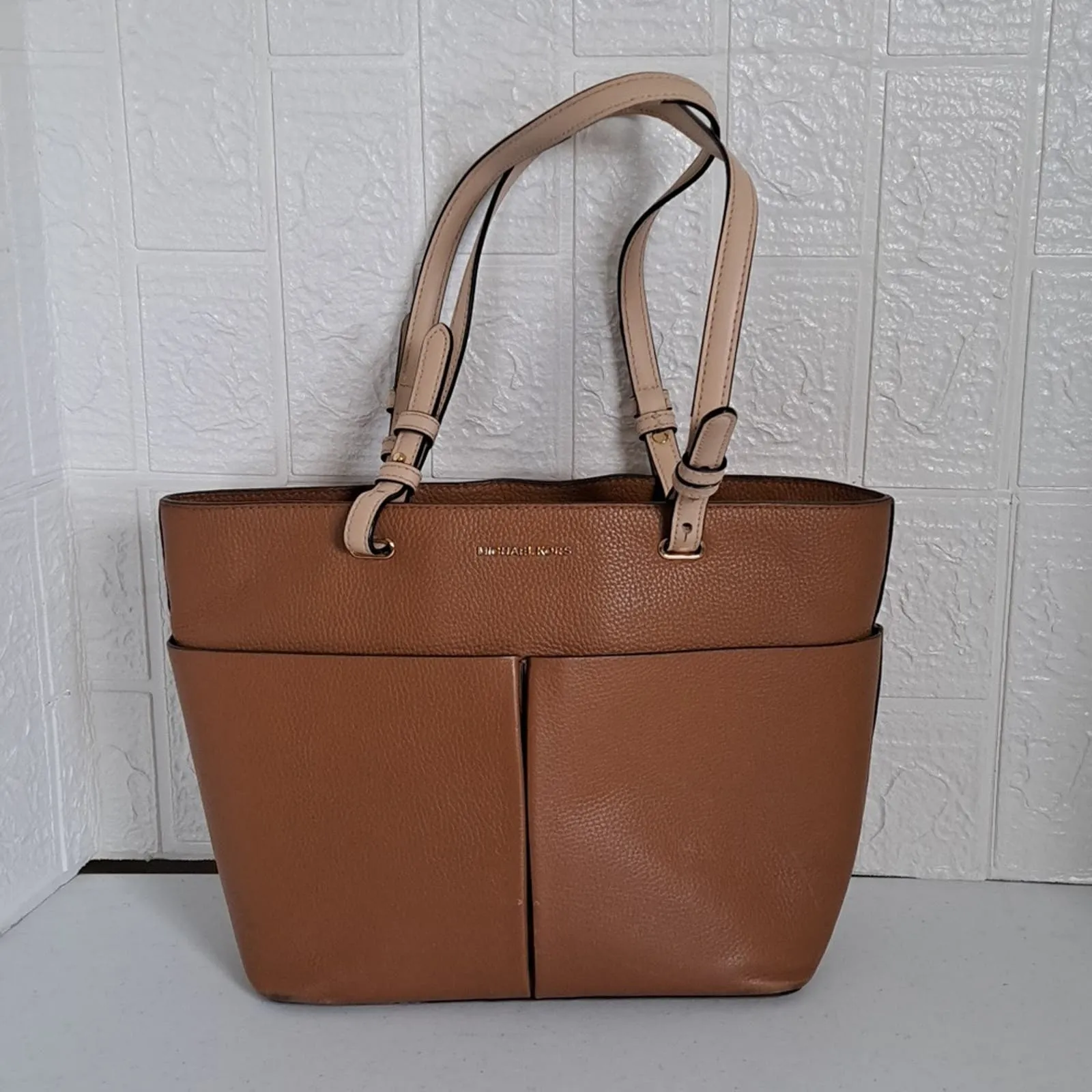 Michael Kors BEDFORD Pebble Leather Pocket Tote ACORN/GOLD