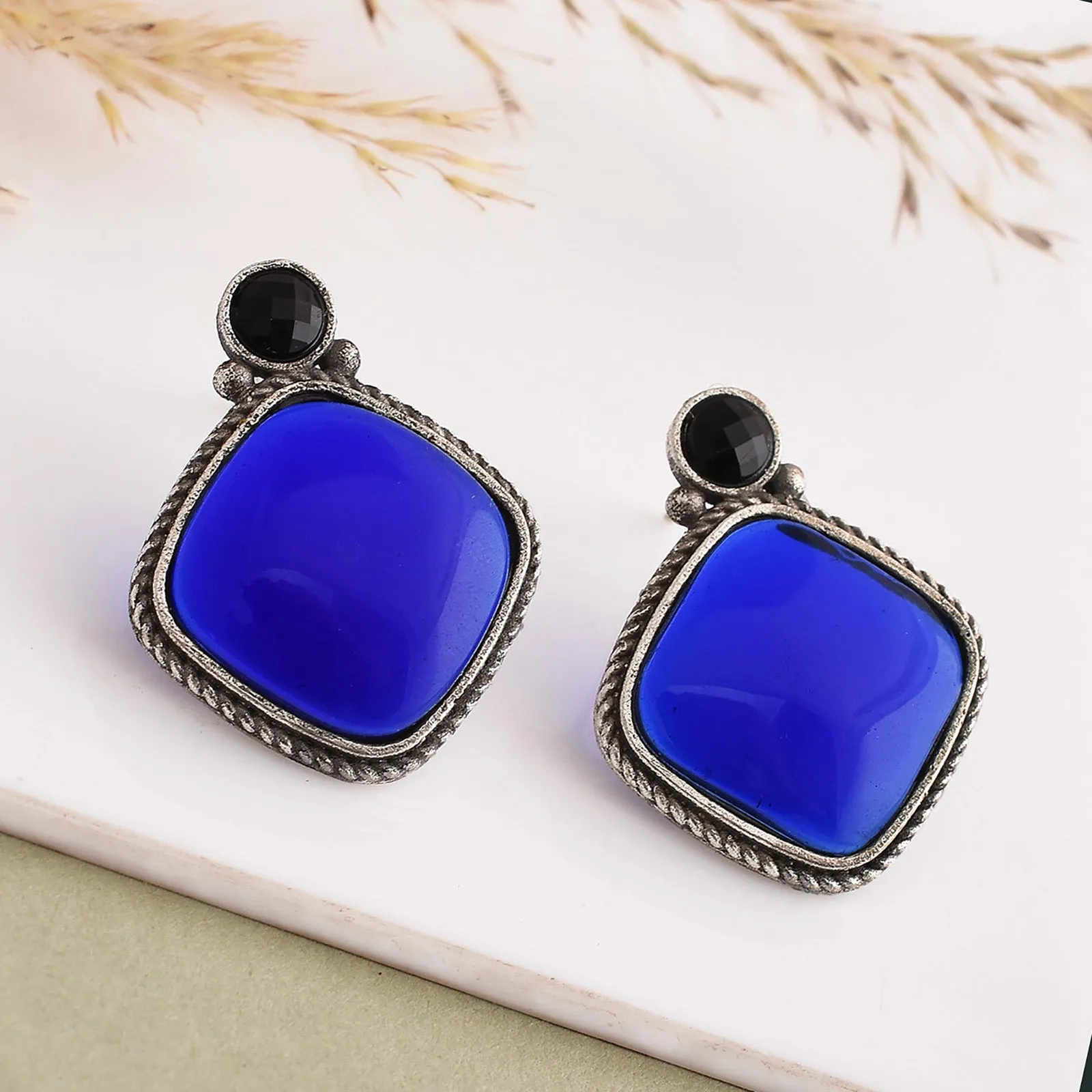 Prisha Square Stud Earrings